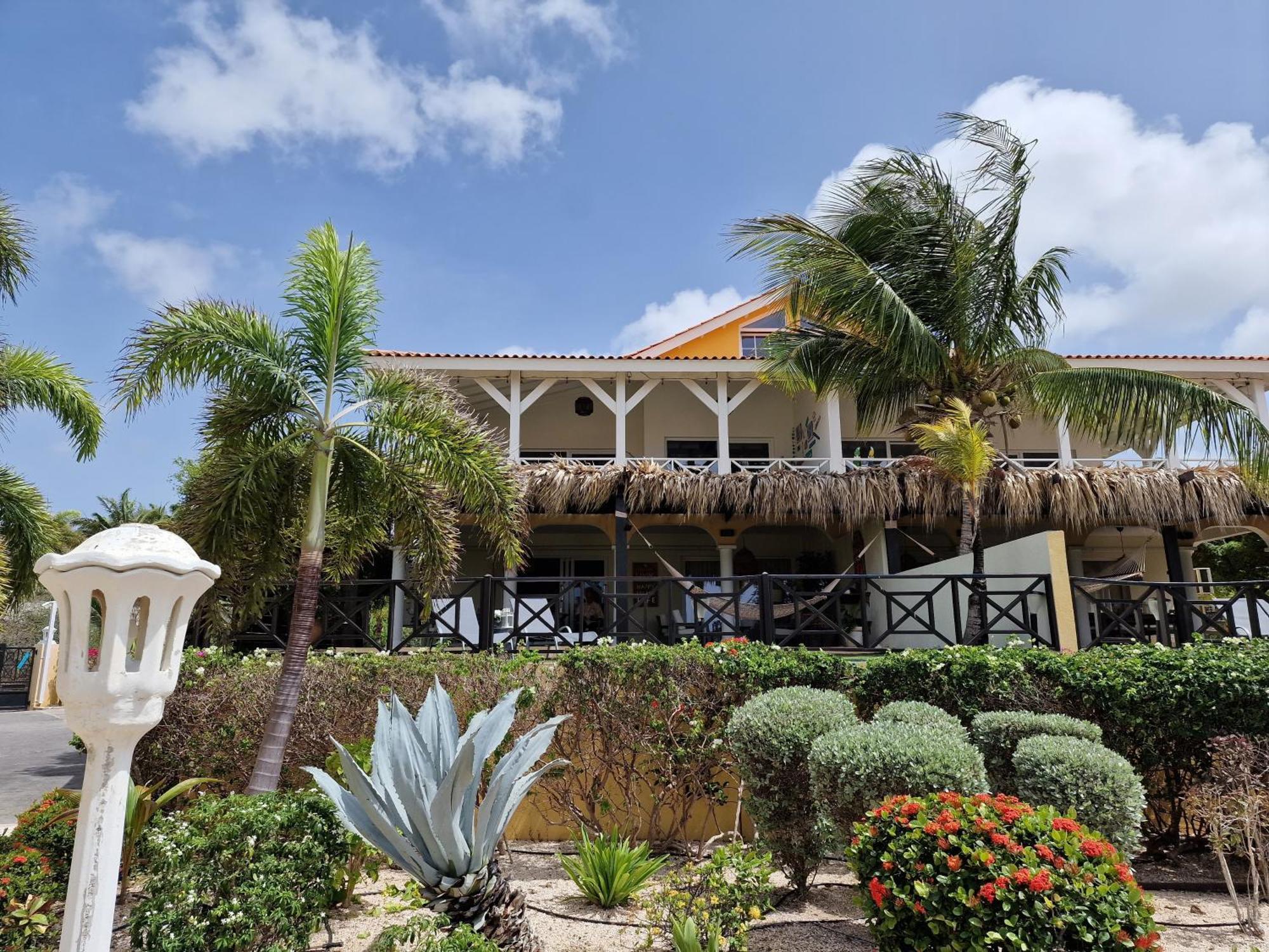 Luxury Appt For 6: Mesmerizing Spanish Water View Jan Thiel Exterior photo