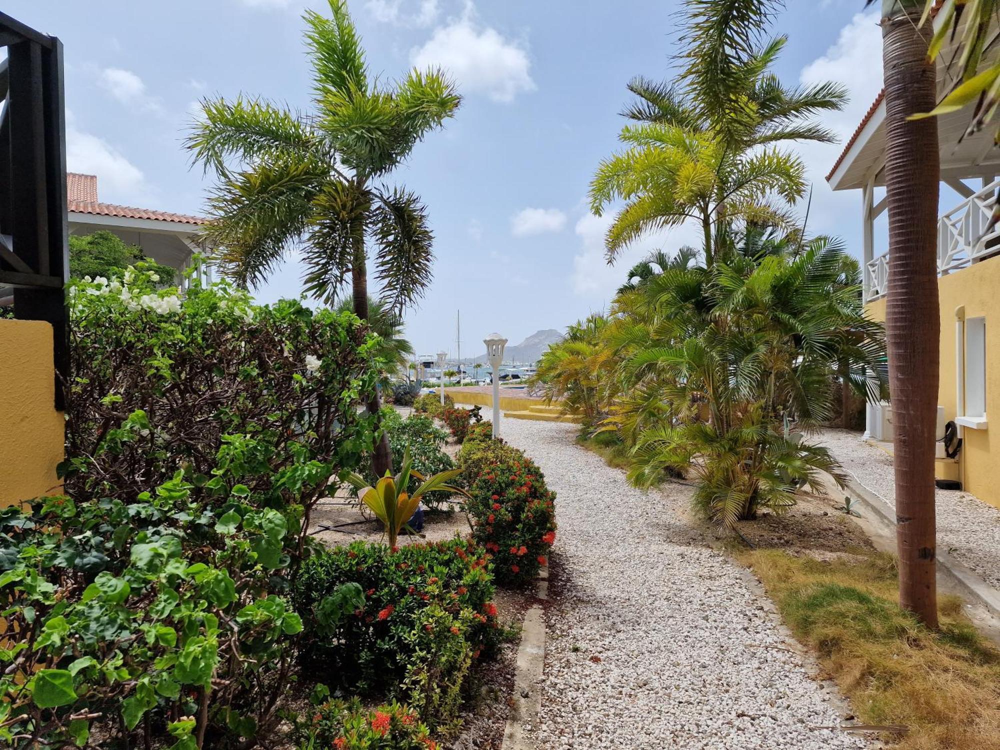 Luxury Appt For 6: Mesmerizing Spanish Water View Jan Thiel Exterior photo